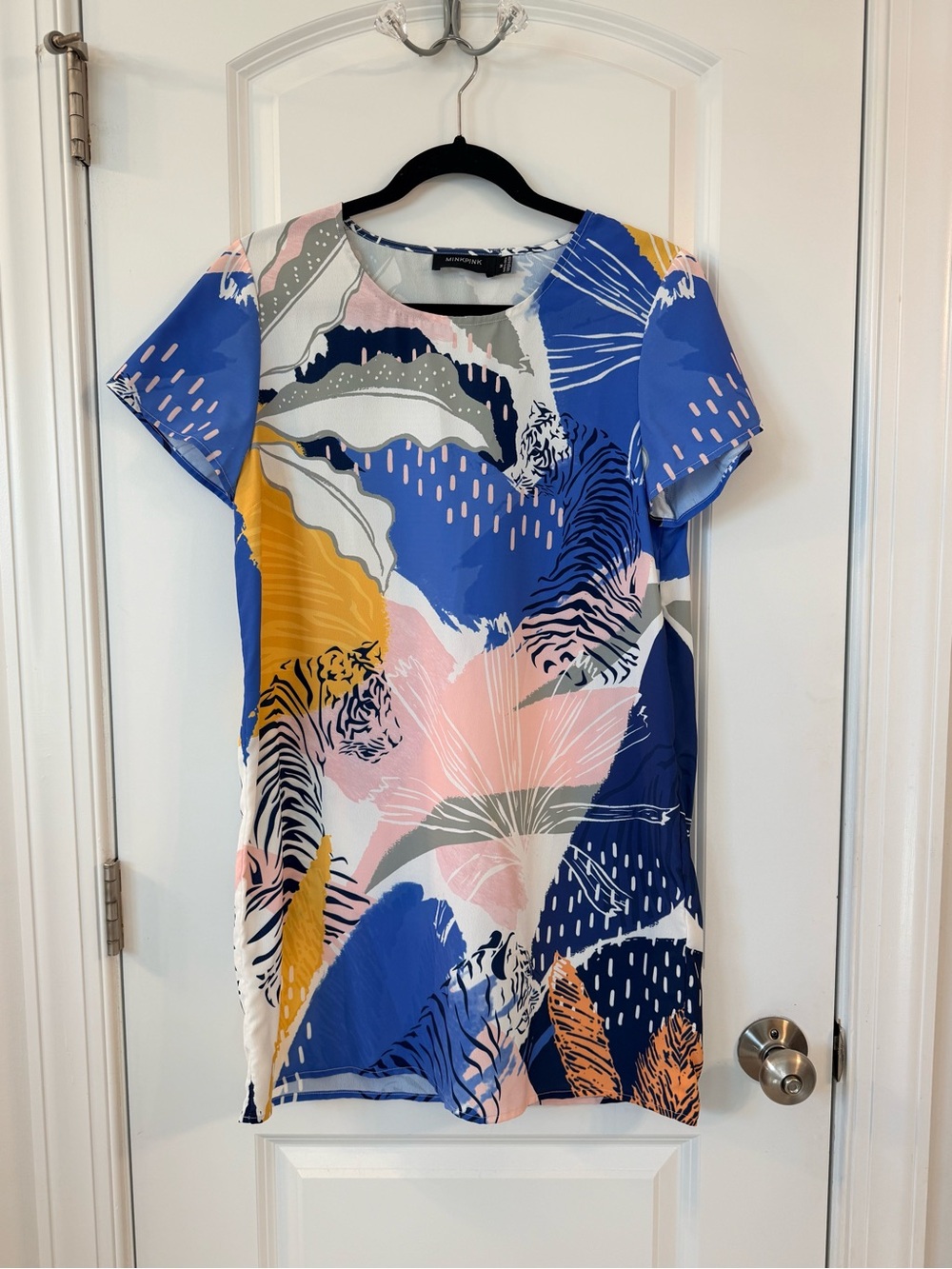MINKPINK Blue Maximalist/Abstract Tropical Tiger Print Short Sleeve Dress (M)